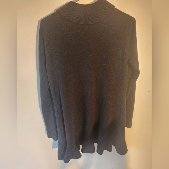 Susan Lawrence womens sweater size medium - Picture 3 of 3